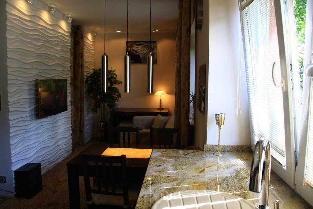 Old Muranow Apartment By Warsawresidence Group Buitenkant foto
